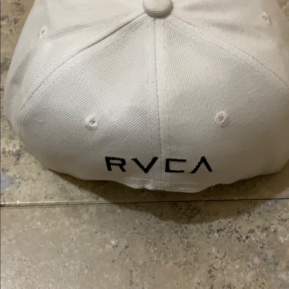 RVCA Hat - Picture 2 of 7